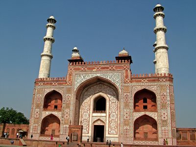آگرا-سیکاندرا-Tomb-of-Akbar-the-Great-134007