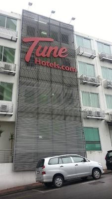 ساراواک-هتل-تون-Tune-Hotel-Waterfront-Kuching-135798