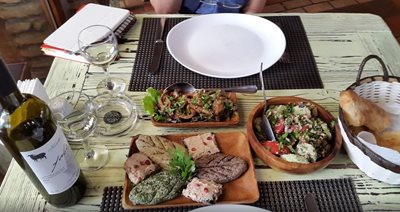 تفلیس-رستوران-Tsiskvili-136481