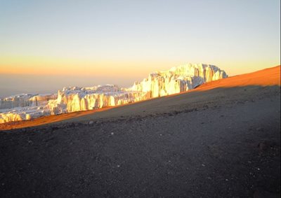 رومبو-قله-کیلیمانجارو-Kilimanjaro-138174