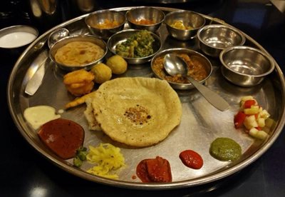 بمبئی-رستوران-شری-تاکر-Shree-Thaker-Bhojanalay-138982