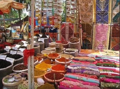 گوا-بازار-Anjuna-Market-143608