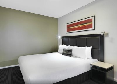 سیدنی-هتل-مریتون-Meriton-Serviced-Apartments-Campbell-Street-143741