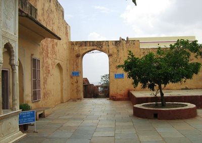 جیپور-قلعه-جایگراه-Jaigarh-Fort-145006
