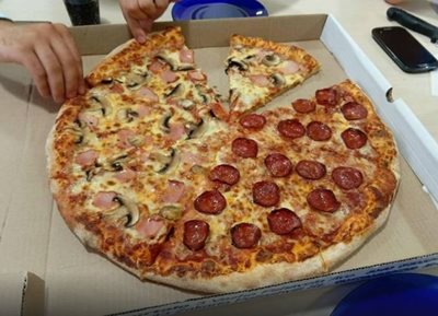 تفلیس-پیتزا-رونی-Ronny-s-Pizza-145110