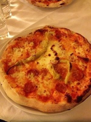 وین-پیتزا-فروشی-د-گیووانی-Pizzeria-Osteria-da-Giovanni-145512