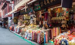 بازار یویوان Yuyuan Bazaar