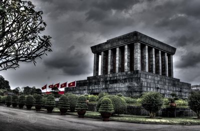هانوی-مقبره-هو-چی-مین-Ho-Chi-Minh-Mausoleum-150425