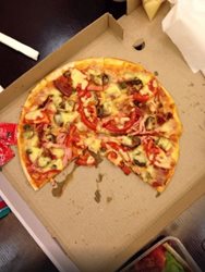 پیتزا پپرونی Pepperoni's Pizza