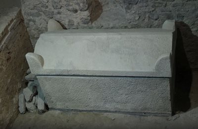 پچ-مقبره-ارلی-کریستن-Early-Christian-Mausoleum-153262