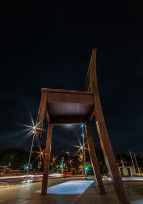 ژنو-صندلی-شکسته-سازمان-ملل-Broken-Chair-Sculpture-154760