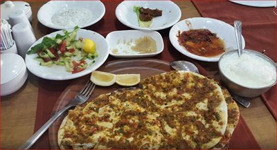 وان-رستوران-کروانسارای-Kervansaray-Restaurant-159131