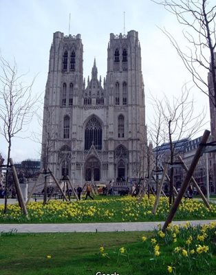 بروکسل-کلیسای-جامع-سن-مایکل-و-سن-گودالا-St-Michael-and-St-Gudula-Cathedral-159995