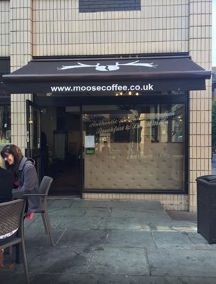 منچستر-کافه-موس-Moose-Coffee-163614
