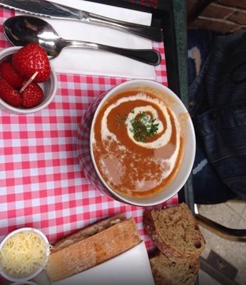 بروژ-رستوران-سوپ-Soup-164752