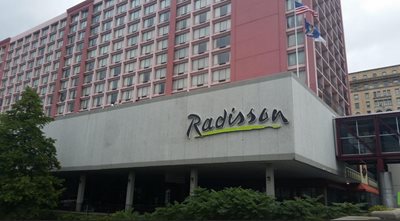 روچستر-هتل-رادیسون-روچستر-Radisson-Hotel-Rochester-Riverside-165158
