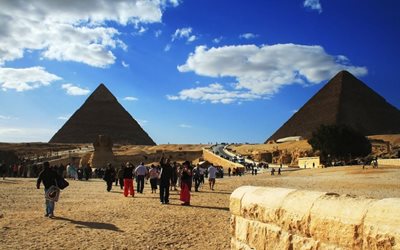 جیزه-اهرام-جیزه-The-Pyramids-of-Giza-165172