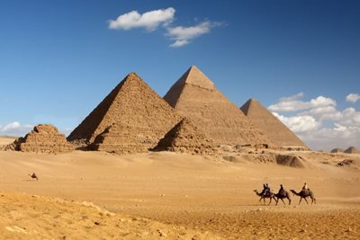 جیزه-هرم-بزرگ-جیزه-The-Great-Pyramid-at-Giza-165198