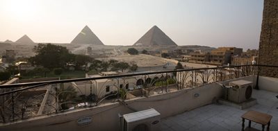 هتل پیرامید Pyramids View Inn