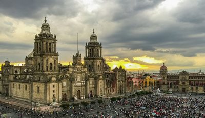 مکزیکو-سیتی-میدان-زوکالو-Zocalo-Square-165787