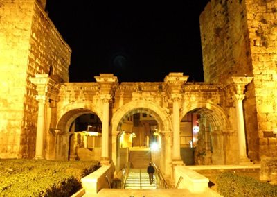 آنتالیا-دروازه-هادریان-Hadrian-s-Gate-166556