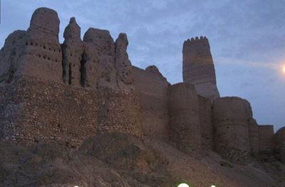 قلعه منوجان