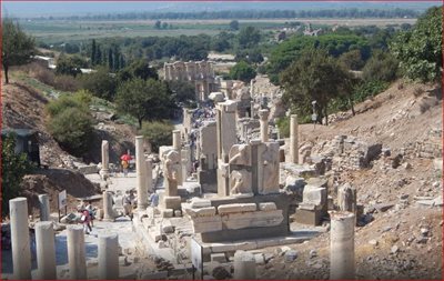کوش-آداسی-شهر-تاریخی-افسوس-Ancient-City-Of-Ephesus-168043