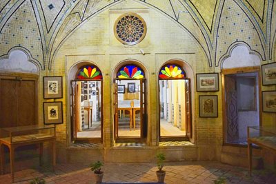 شیراز-موزه-هنر-مشکین-فام-169178