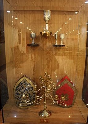 تهران-موزه-اسقف-اعظم-آرداک-مانوکیان-170219