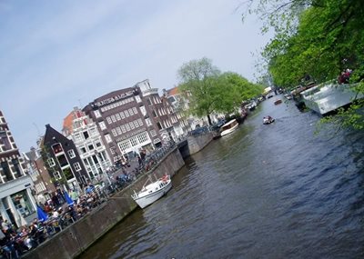 آمستردام-منطقه-و-کانال-زیبای-جوردان-Dierenkliniek-De-Jordaan-175283