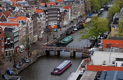 آمستردام-منطقه-و-کانال-زیبای-جوردان-Dierenkliniek-De-Jordaan-175285