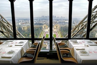 پاریس-رستوران-ل-جولس-ورنه-Le-Jules-Verne-175567