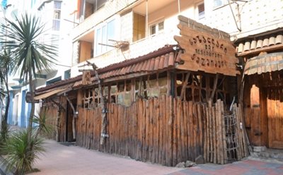 باتومی-رستوران-سازانداری-Sazandari-Restaurant-177193
