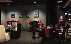 رستوران هلی لانگ Heli Lounge Bar