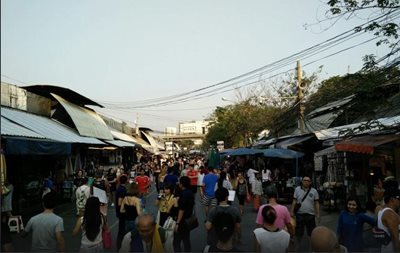 بانکوک-بازار-آخر-هفته-چاتوچاک-Chatuchak-Weekend-Market-181830