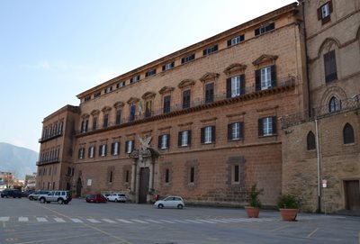 پالرمو-کاخ-نورمانی-Palazzo-dei-Normanni-e-Cappella-Palatina-182290