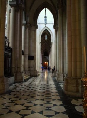 مادرید-کلیسای-جامع-آلمودنا-Almudena-Cathedral-190563
