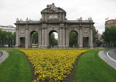 مادرید-دروازه-آلکالا-Puerta-de-Alcala-190578