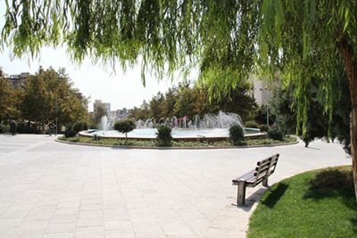 پارک سعادت آباد