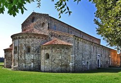 کلیسای سن پیترو San Pietro a Grado (Catholic Church)