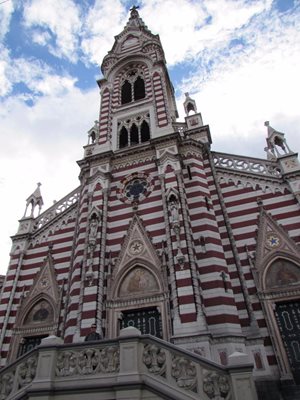 بوگوتا-کلیسا-Iglesia-Nuestra-Senora-del-Carmen-196188