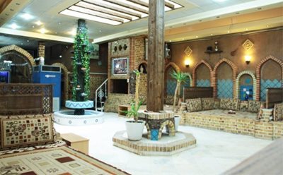 تهران-رستوران-و-سفره-خانه-سنتی-حاج-محمود-شکرستان-202193