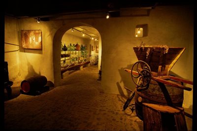بوردو-موزه-شراب-و-تجارت-Wine-Trade-Museum-202876