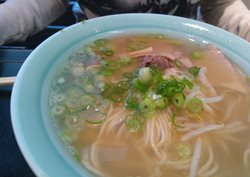 رستوران ژاپنی نانیوا Naniwa Noodle & Soup