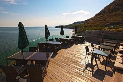 وارنا-رستوران-The-Sea-Terrace-Restaurant-212766