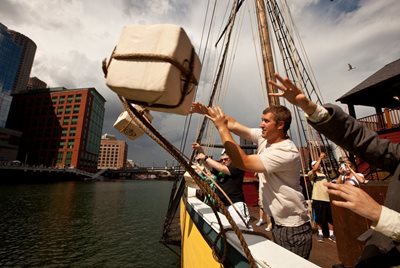بوستون-موزه-کشتی-بوستون-Boston-Tea-Party-Ships-Museum-213042