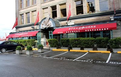 ونکوور-رستوران-آمریکایی-Steamworks-214780