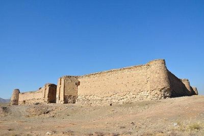 قم-کاروانسرای-قلعه-سنگی-218263