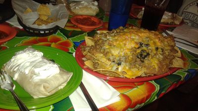 هاوایی-رستوران-مکزیکی-Cholos-Homestyle-Mexican-Restaurant-221548