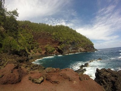 هاوایی-ساحل-شن-های-قرمز-Red-Sand-Beach-222258